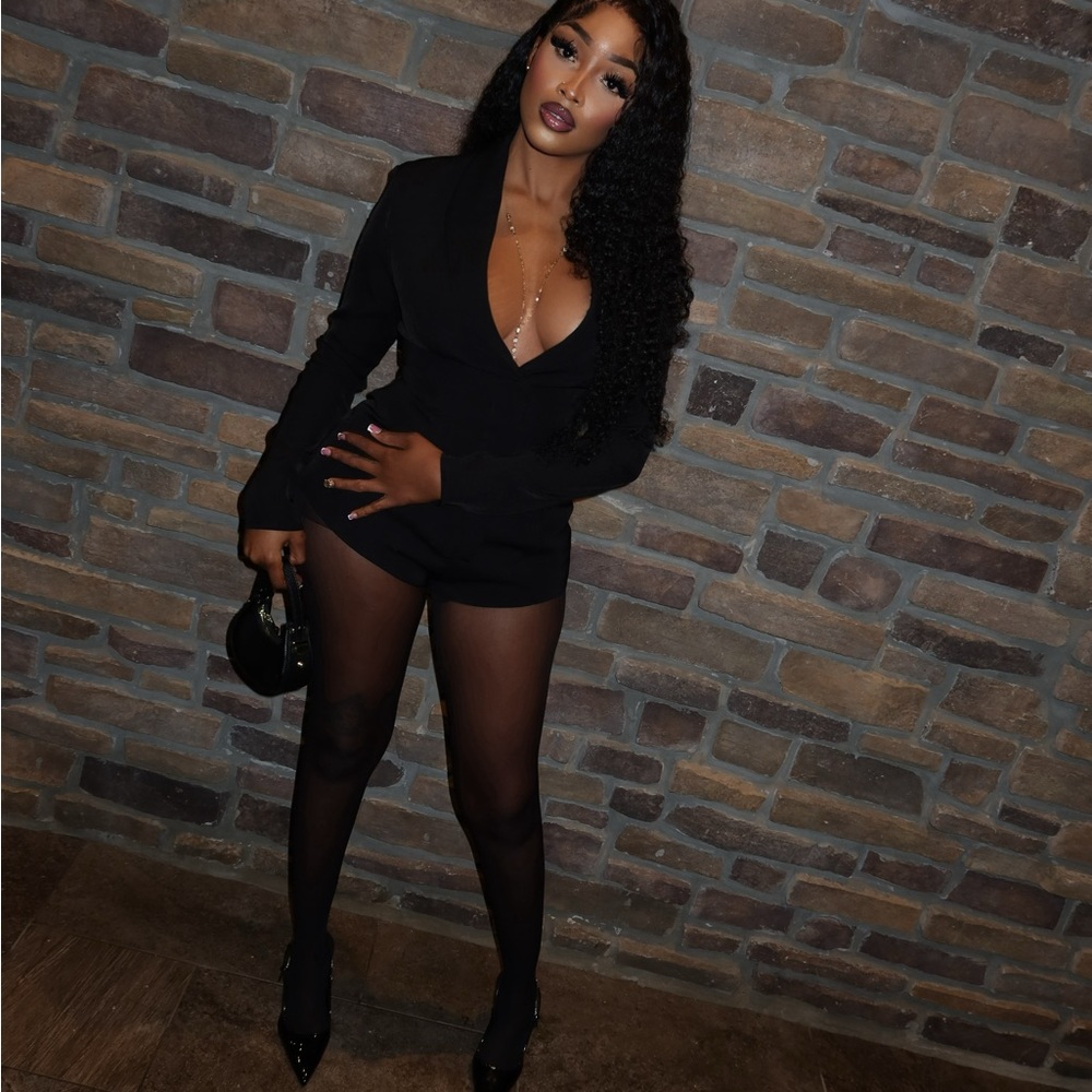 Chic Black Blazer